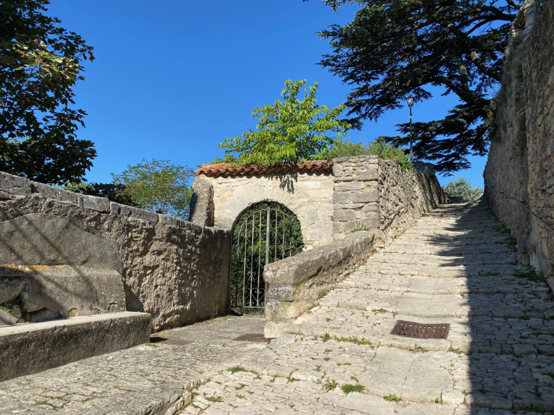Bonnieux