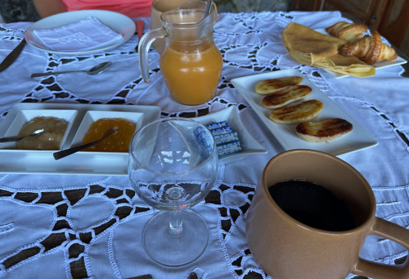 Les Grands Monts Les Grands Monts