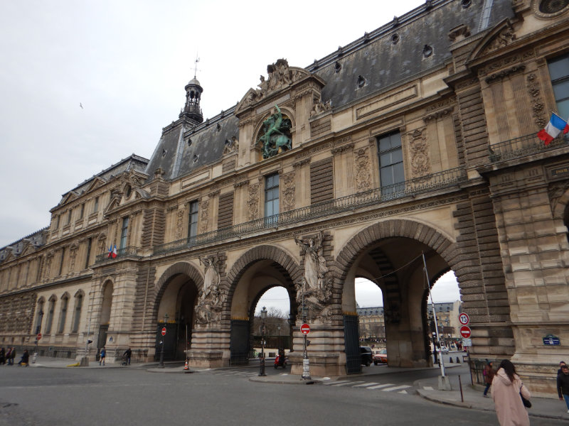 Louvre