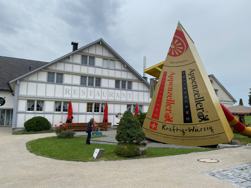 Schaukserei Stein